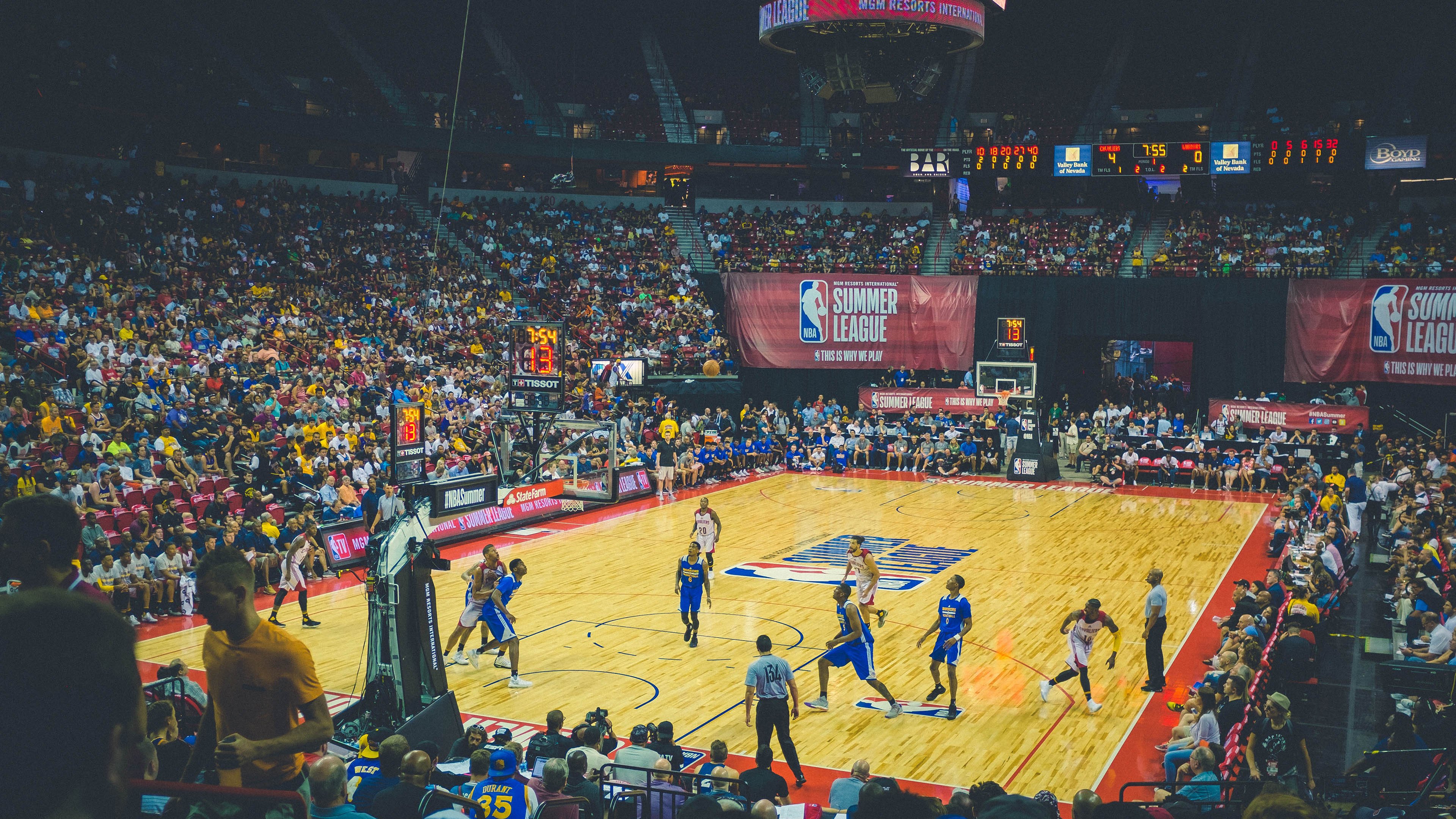 库里式破局，当深圳防守降临NBA赛场