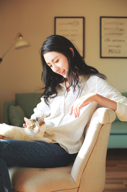 星光熠熠，萨拉赫在芬兰对阵几内亚比赛中独领风骚